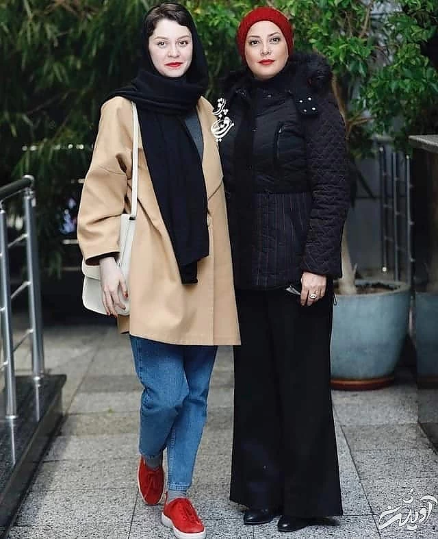 طناز طباطبایی و شادی کرم رودی در جشنواره فجر طناز طباطبایی و شادی کرم رودی